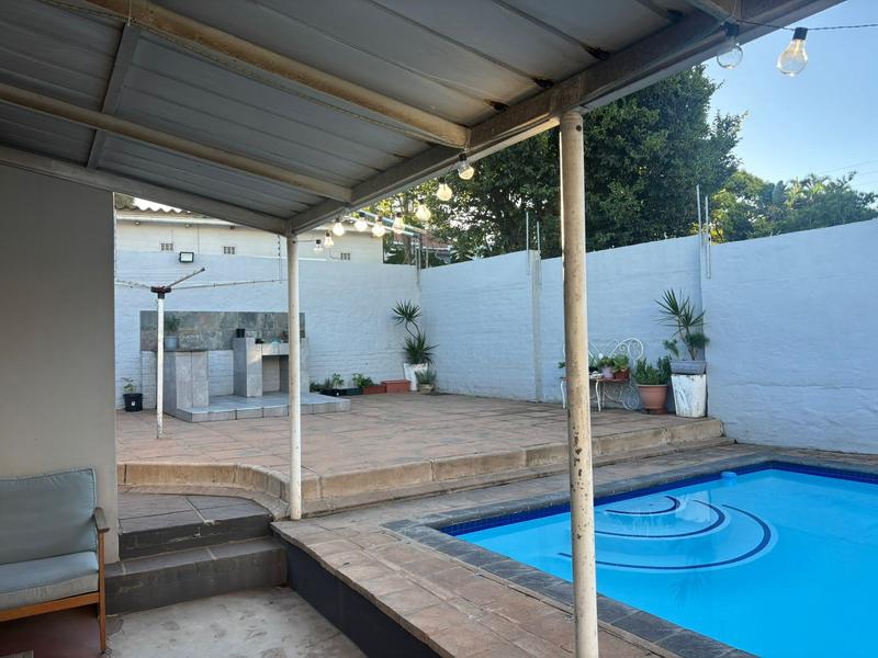 6 Bedroom Property for Sale in Glenwood KwaZulu-Natal