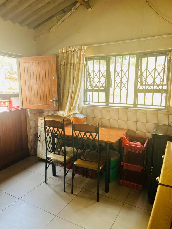 6 Bedroom Property for Sale in Umlazi KwaZulu-Natal