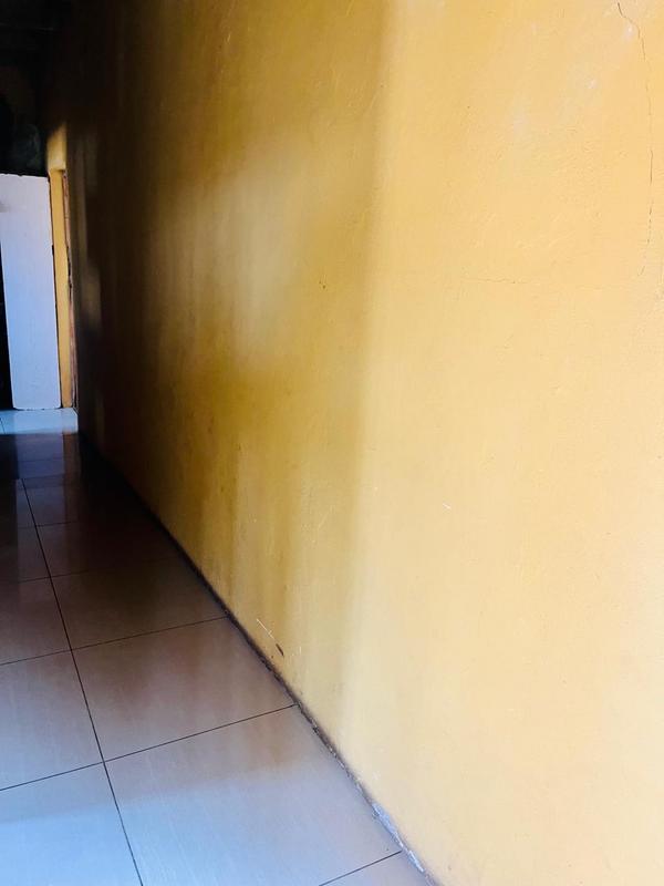 6 Bedroom Property for Sale in Umlazi KwaZulu-Natal