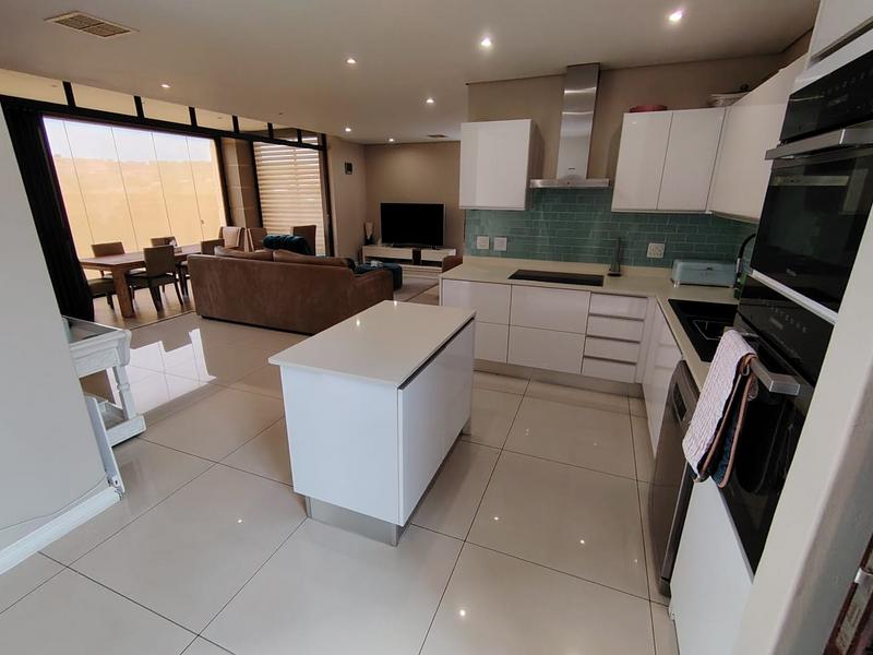 4 Bedroom Property for Sale in Izinga KwaZulu-Natal