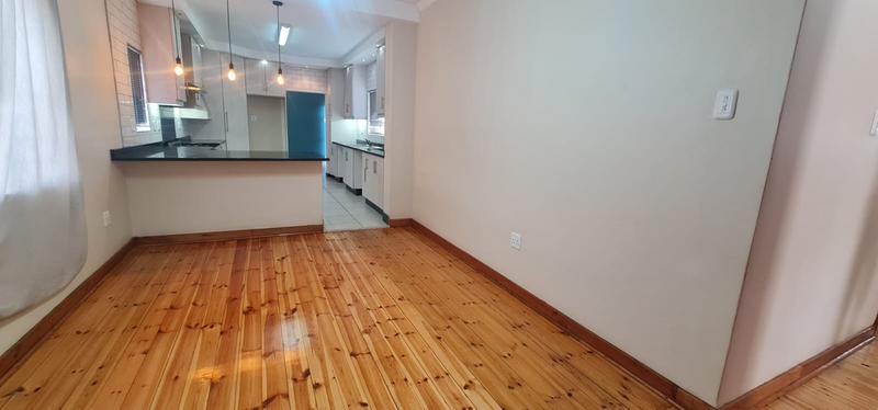 To Let 3 Bedroom Property for Rent in Sherwood KwaZulu-Natal