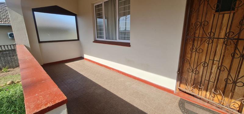To Let 3 Bedroom Property for Rent in Sherwood KwaZulu-Natal