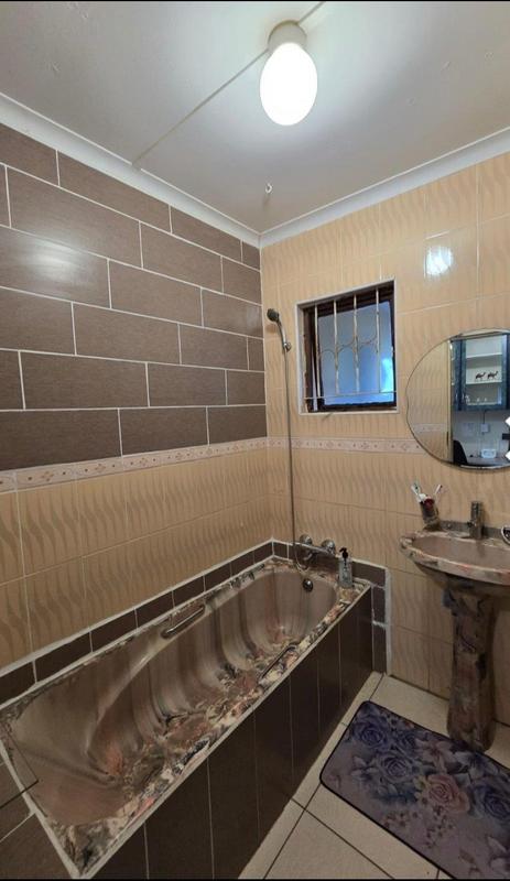 3 Bedroom Property for Sale in Woodview KwaZulu-Natal