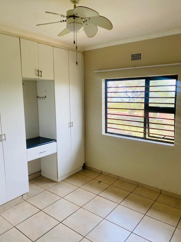 To Let 2 Bedroom Property for Rent in Manaba Beach KwaZulu-Natal