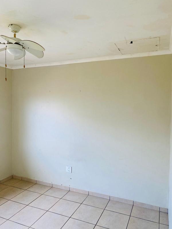 To Let 2 Bedroom Property for Rent in Manaba Beach KwaZulu-Natal