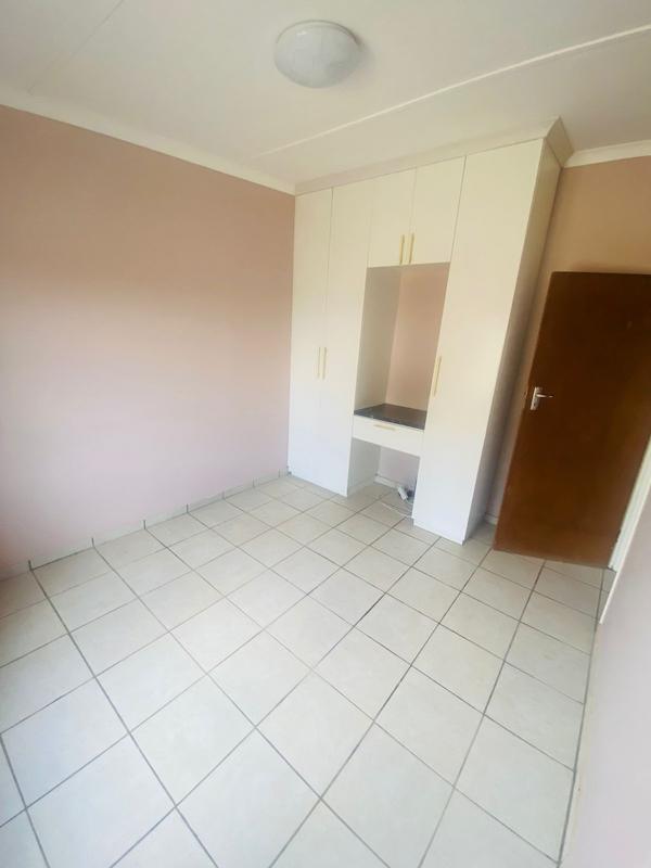 To Let 2 Bedroom Property for Rent in Manaba Beach KwaZulu-Natal