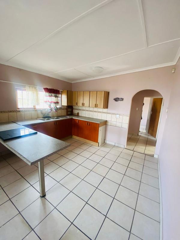 To Let 2 Bedroom Property for Rent in Manaba Beach KwaZulu-Natal