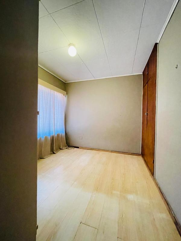 3 Bedroom Property for Sale in Montclair KwaZulu-Natal
