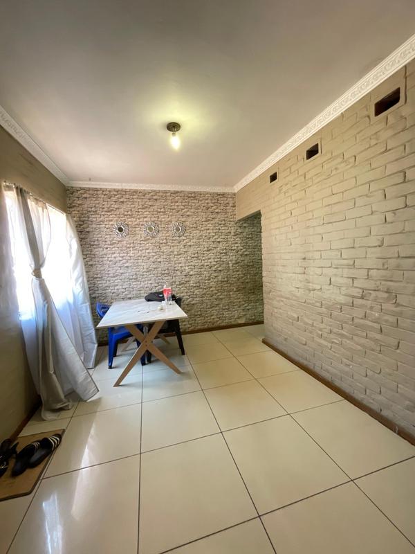 3 Bedroom Property for Sale in Montclair KwaZulu-Natal