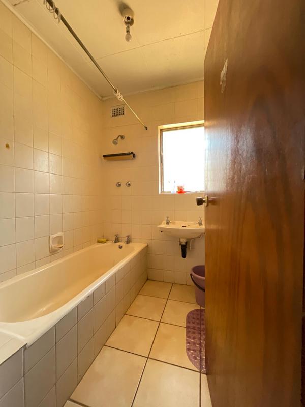 3 Bedroom Property for Sale in Montclair KwaZulu-Natal