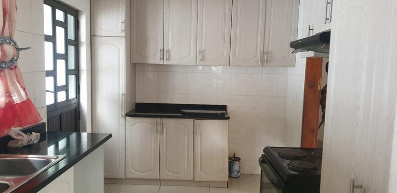To Let 4 Bedroom Property for Rent in La Mercy KwaZulu-Natal