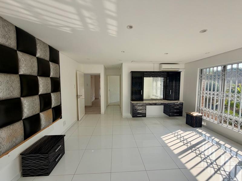 4 Bedroom Property for Sale in Herrwood Park KwaZulu-Natal
