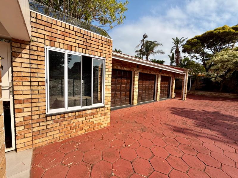 4 Bedroom Property for Sale in Herrwood Park KwaZulu-Natal