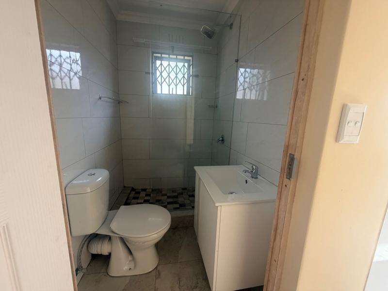 To Let 1 Bedroom Property for Rent in Reservoir Hills KwaZulu-Natal