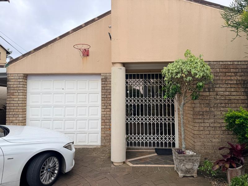 3 Bedroom Property for Sale in Reservoir Hills KwaZulu-Natal