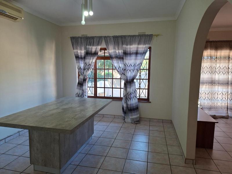 4 Bedroom Property for Sale in Margate KwaZulu-Natal