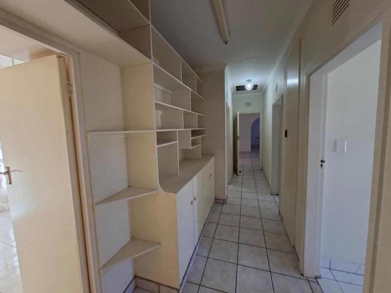 4 Bedroom Property for Sale in Margate KwaZulu-Natal