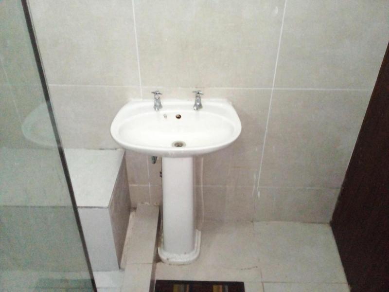 To Let 1 Bedroom Property for Rent in Meer En See KwaZulu-Natal
