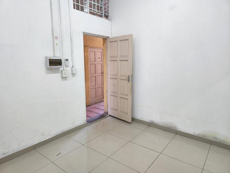 To Let 1 Bedroom Property for Rent in Pinetown KwaZulu-Natal