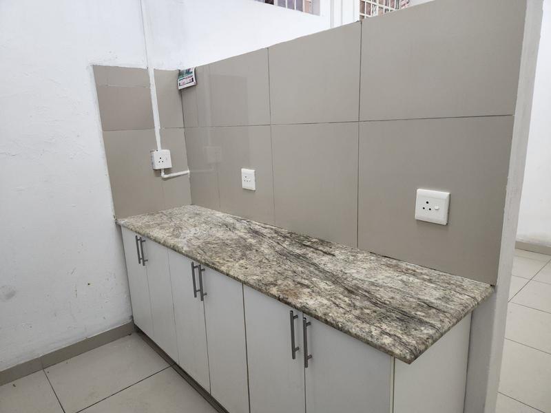 To Let 1 Bedroom Property for Rent in Pinetown KwaZulu-Natal