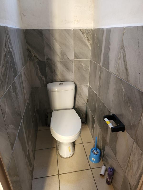 To Let 1 Bedroom Property for Rent in Pinetown KwaZulu-Natal