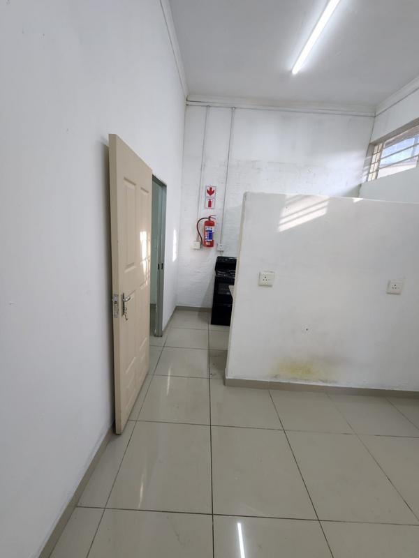 To Let 1 Bedroom Property for Rent in Pinetown KwaZulu-Natal