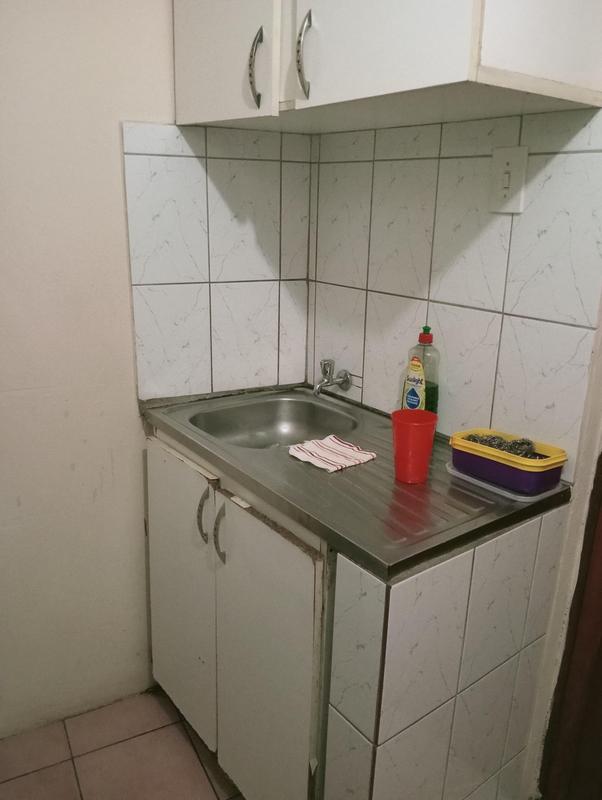 To Let 1 Bedroom Property for Rent in Pinetown KwaZulu-Natal