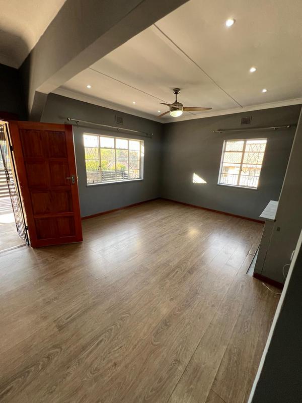 To Let 3 Bedroom Property for Rent in Glen Park KwaZulu-Natal