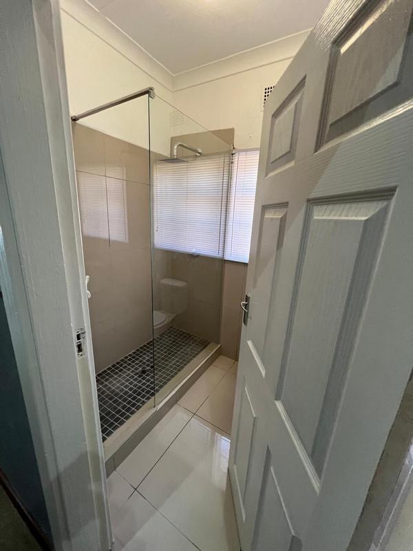 To Let 3 Bedroom Property for Rent in Glen Park KwaZulu-Natal