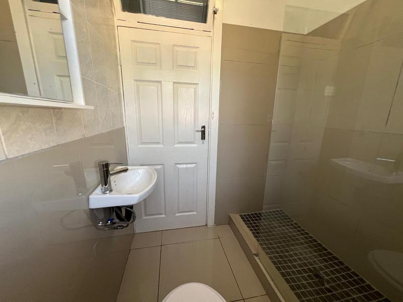 To Let 3 Bedroom Property for Rent in Glen Park KwaZulu-Natal