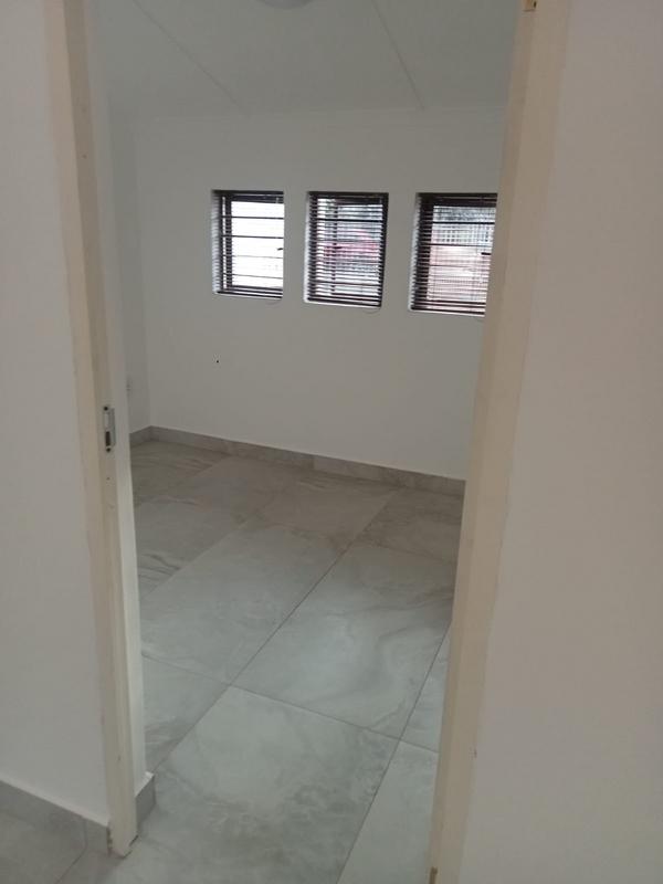 To Let 3 Bedroom Property for Rent in Umbilo KwaZulu-Natal