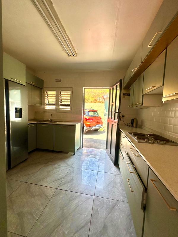 To Let 2 Bedroom Property for Rent in Montclair KwaZulu-Natal