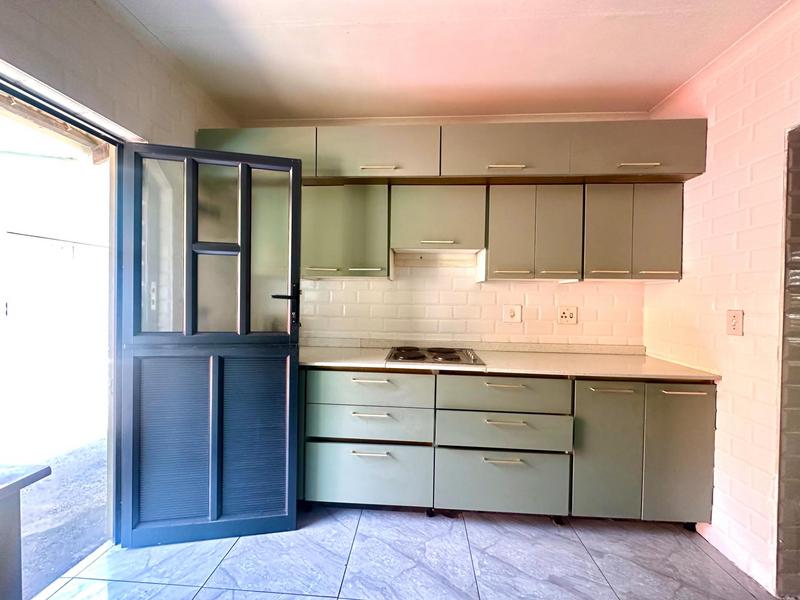 To Let 2 Bedroom Property for Rent in Montclair KwaZulu-Natal