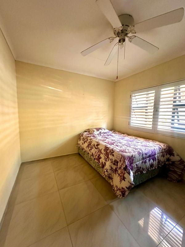 To Let 2 Bedroom Property for Rent in Montclair KwaZulu-Natal