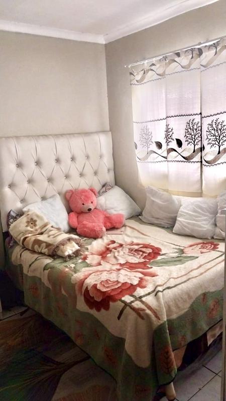 To Let 2 Bedroom Property for Rent in Montclair KwaZulu-Natal