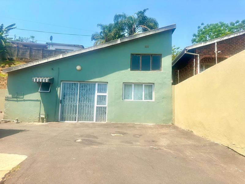 To Let 2 Bedroom Property for Rent in Montclair KwaZulu-Natal