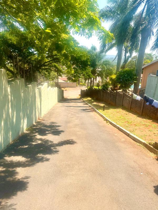 To Let 2 Bedroom Property for Rent in Montclair KwaZulu-Natal
