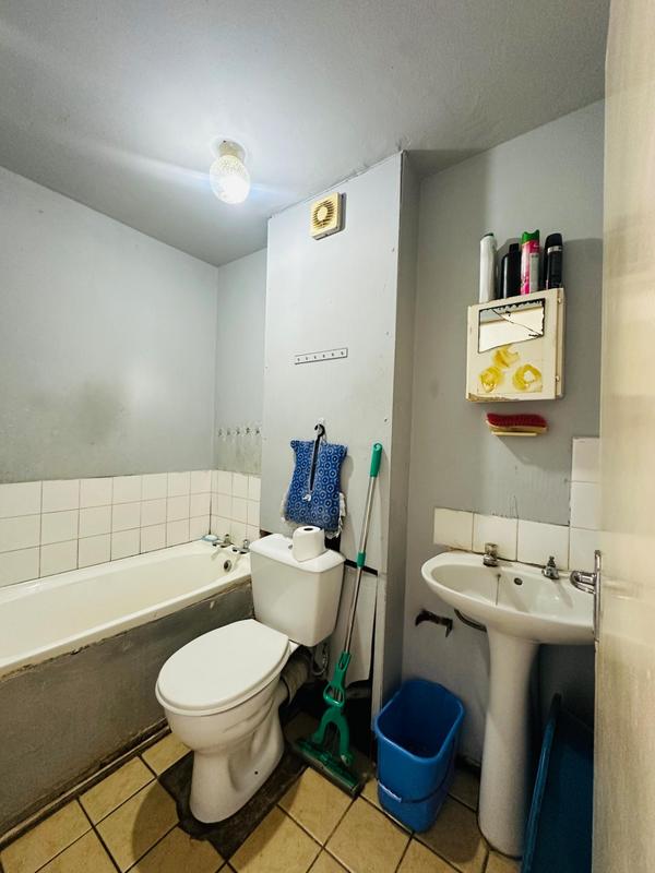 1 Bedroom Property for Sale in Woodhaven KwaZulu-Natal