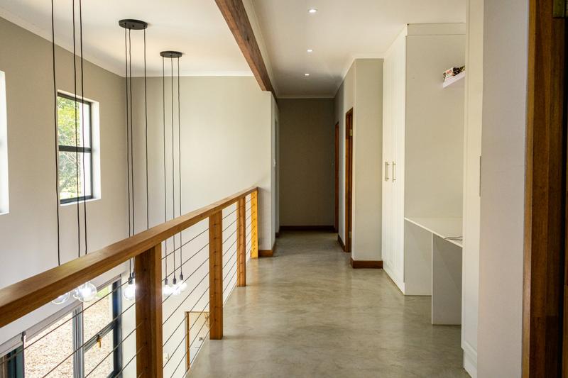5 Bedroom Property for Sale in Albert Falls KwaZulu-Natal