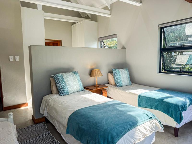 5 Bedroom Property for Sale in Albert Falls KwaZulu-Natal