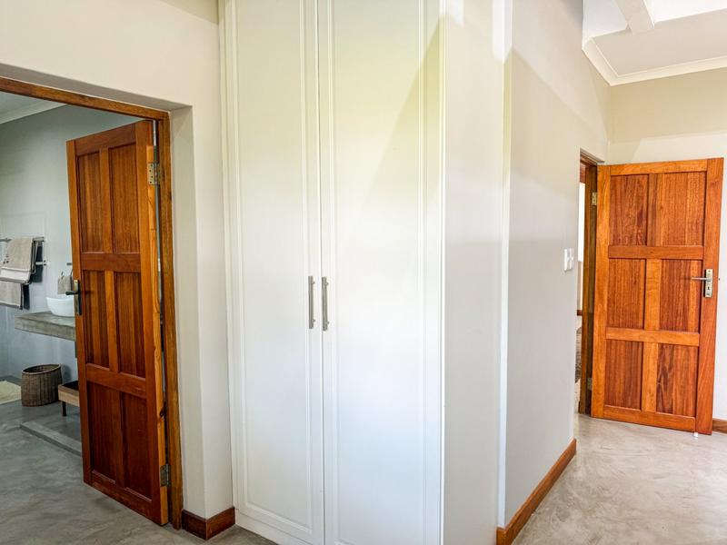 5 Bedroom Property for Sale in Albert Falls KwaZulu-Natal