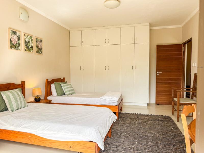 6 Bedroom Property for Sale in Albert Falls KwaZulu-Natal
