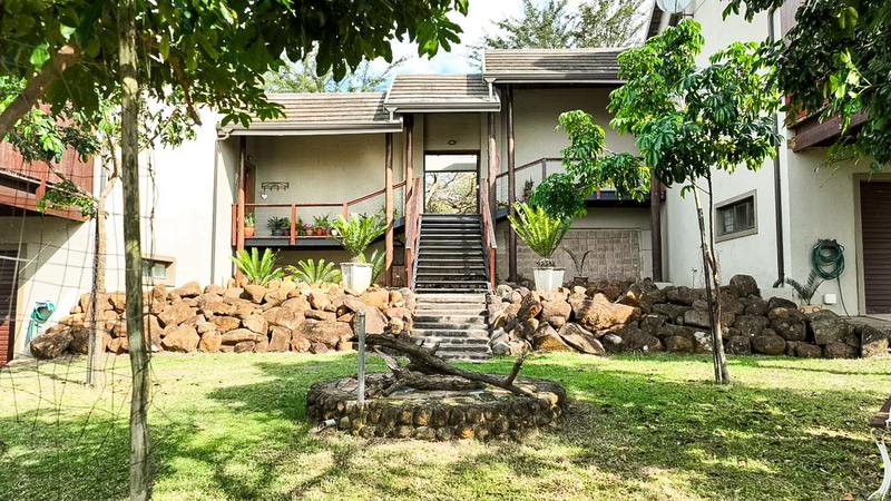 6 Bedroom Property for Sale in Albert Falls KwaZulu-Natal