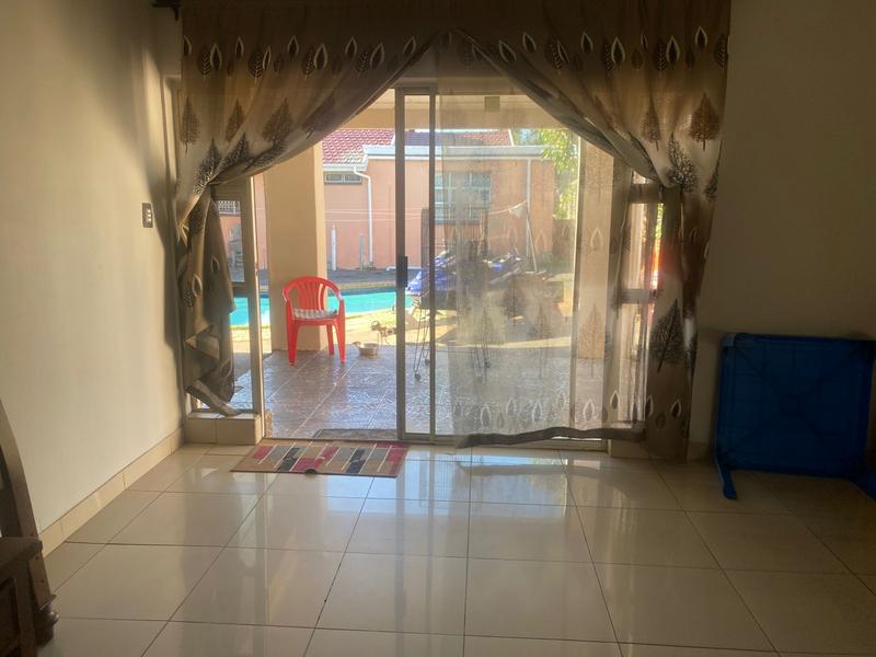 To Let 3 Bedroom Property for Rent in Bluff KwaZulu-Natal