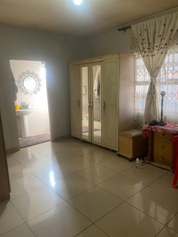 To Let 3 Bedroom Property for Rent in Bluff KwaZulu-Natal