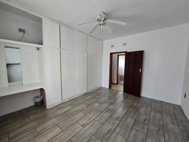 4 Bedroom Property for Sale in Scottburgh South KwaZulu-Natal