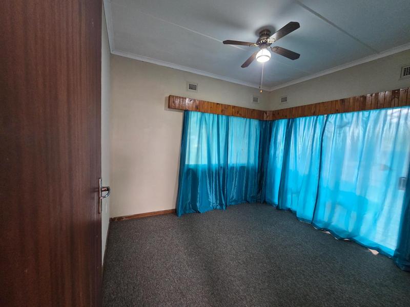 4 Bedroom Property for Sale in Scottburgh South KwaZulu-Natal