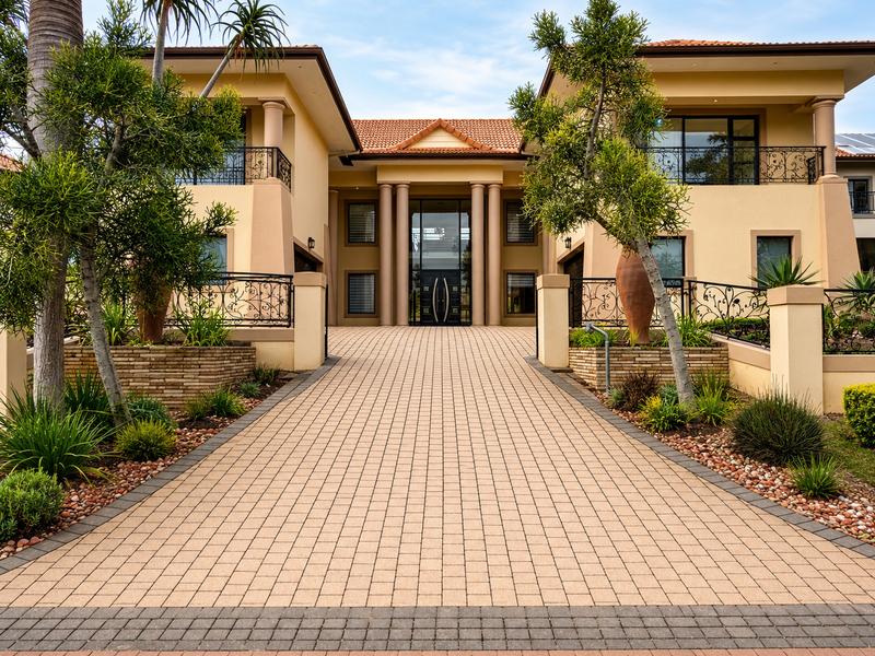 4 Bedroom Property for Sale in Izinga KwaZulu-Natal