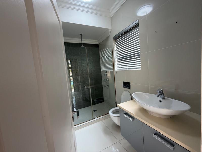 4 Bedroom Property for Sale in Izinga KwaZulu-Natal
