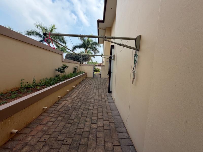 4 Bedroom Property for Sale in Izinga KwaZulu-Natal